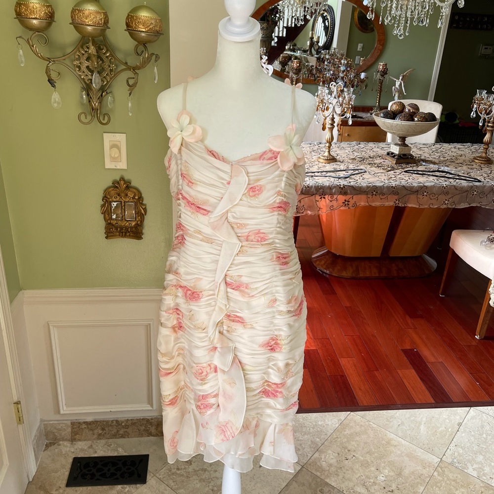 Short dress